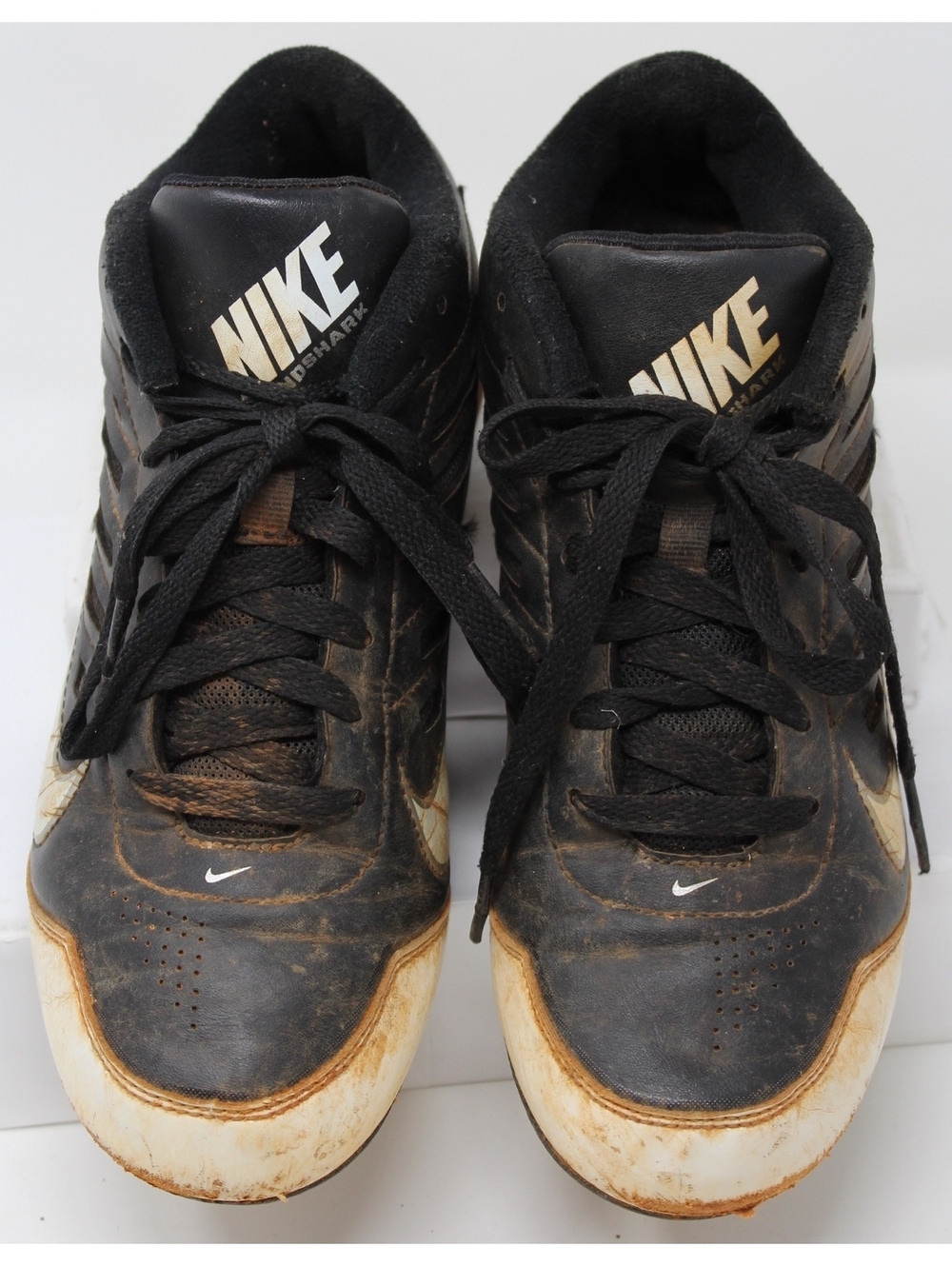Nike Land Shark Football Cleats Youth Boys Size 5 Y Black & White Baseball Shoes